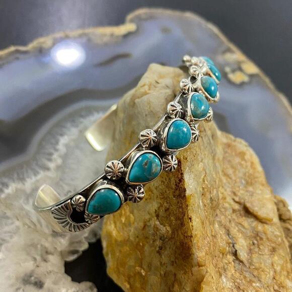 Paul Livingston Sterling Silver Silver Teardrop Turquoise Decorated Bracelet - Picture 3 of 10